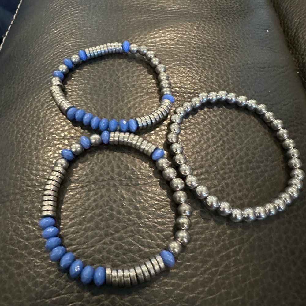 2 set of Elegant Blue beaded Bracelets - Picture 3 of 8